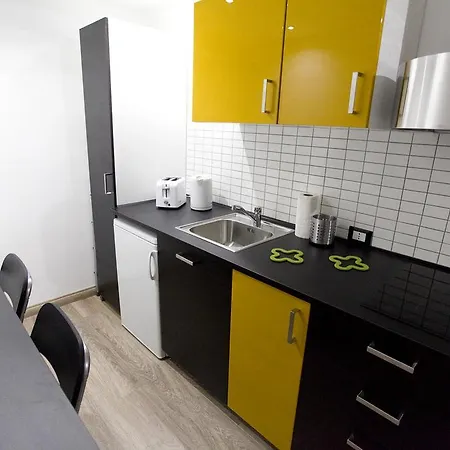 Domus Flavia Apartment *